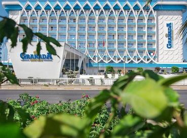 Granada Luxury Beach