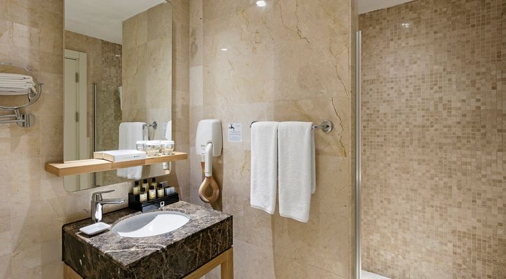 TITANIC RESORT HOTEL