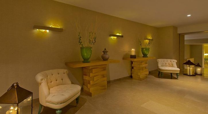 TITANIC RESORT HOTEL