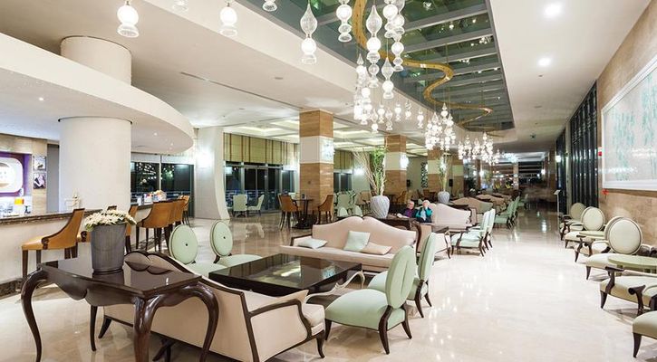 TITANIC RESORT HOTEL