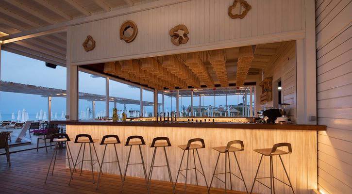 Lara Barut Collection