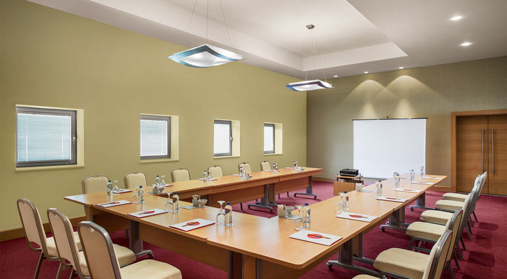 Lara Barut Collection