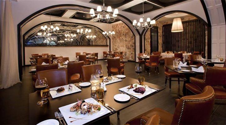 Amara Premier Palace Hote