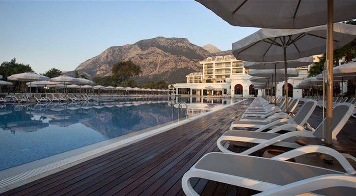 Amara Premier Palace Hote