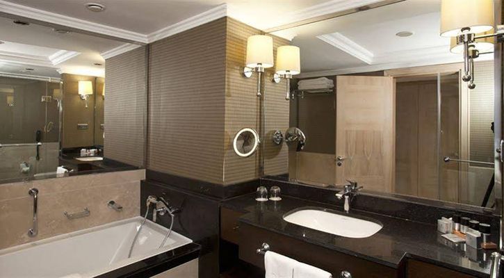 Amara Premier Palace Hote