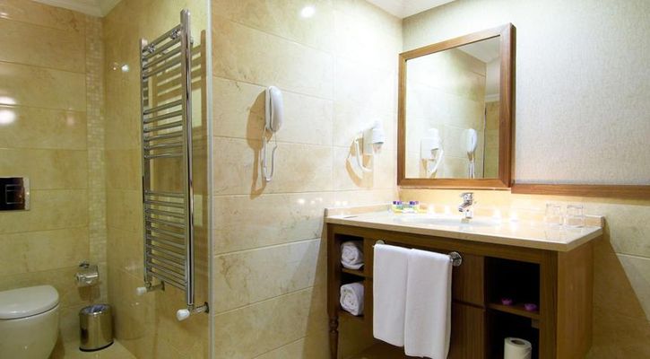 Safran Thermal Resort Hotel and Convention Center Hotel