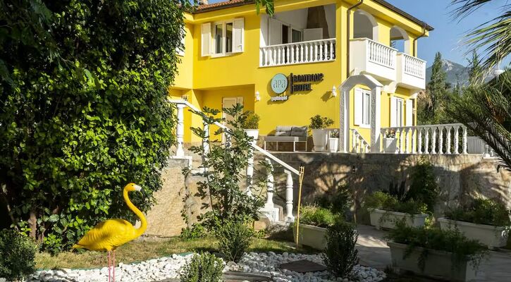 APA Boutique Hotel