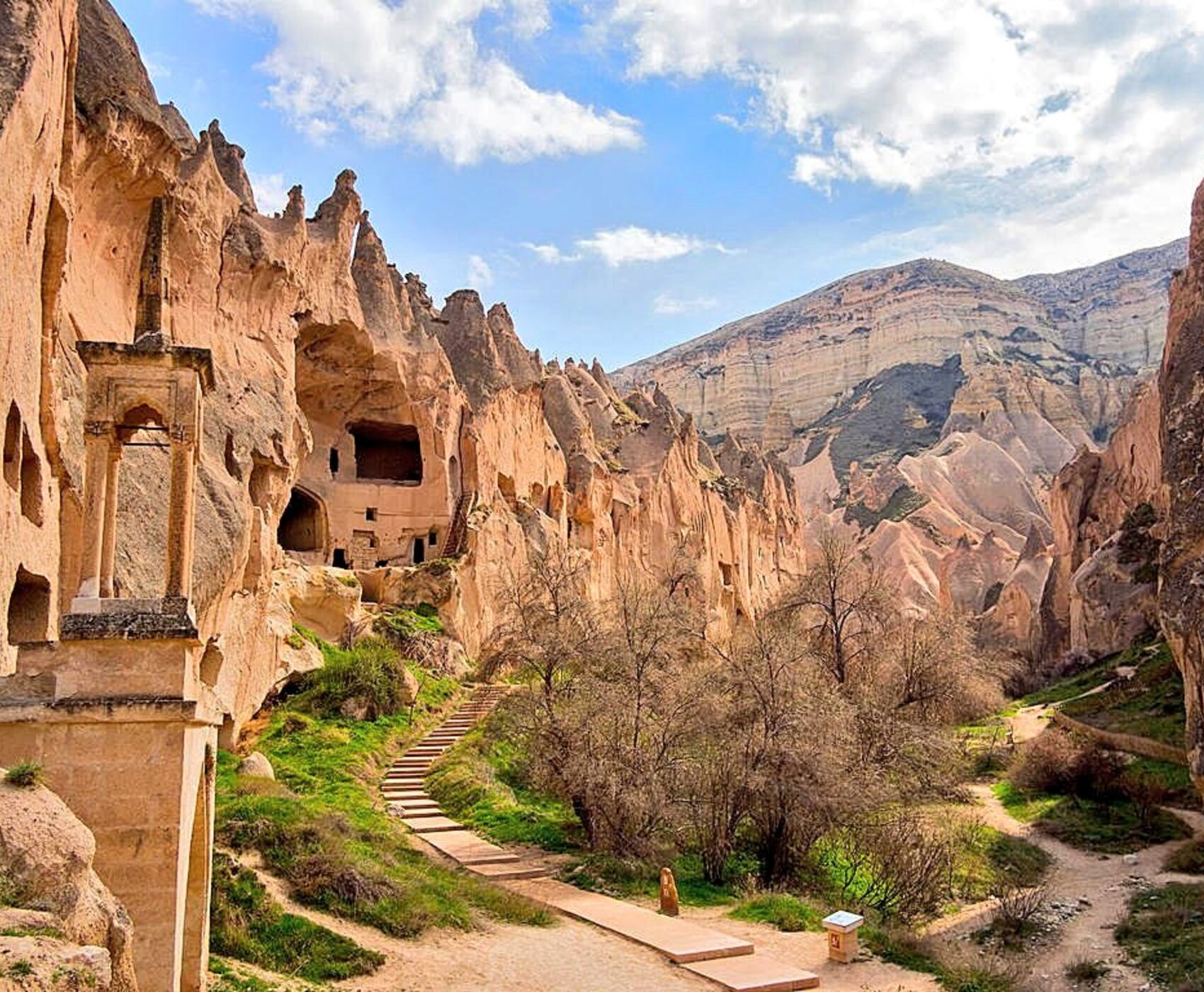 DOĞA HARİKASI KAPADOKYA 