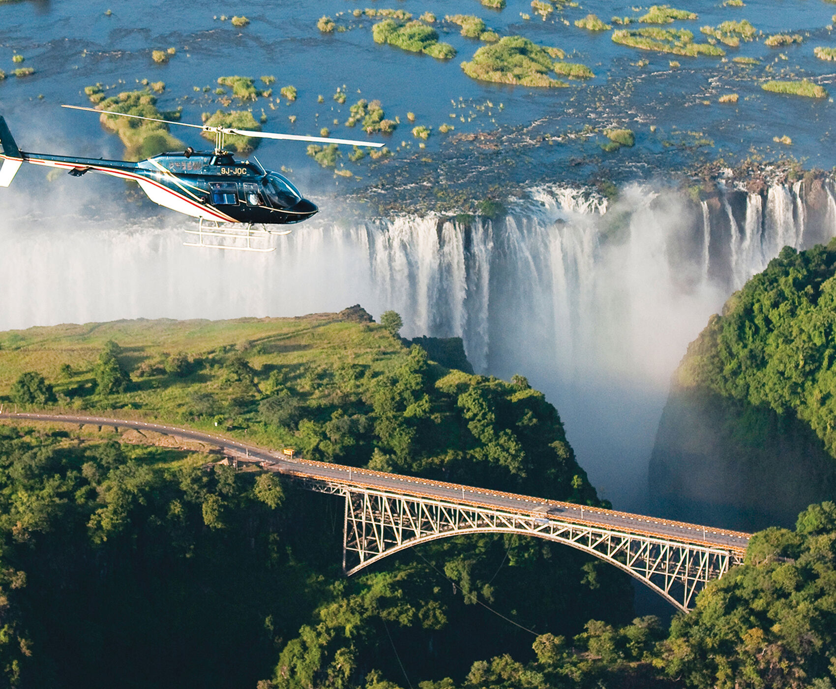 SOUTH AFRICA (VICTORIA WATERFALLS - ZAMBIA) TOUR BY FLIGHT