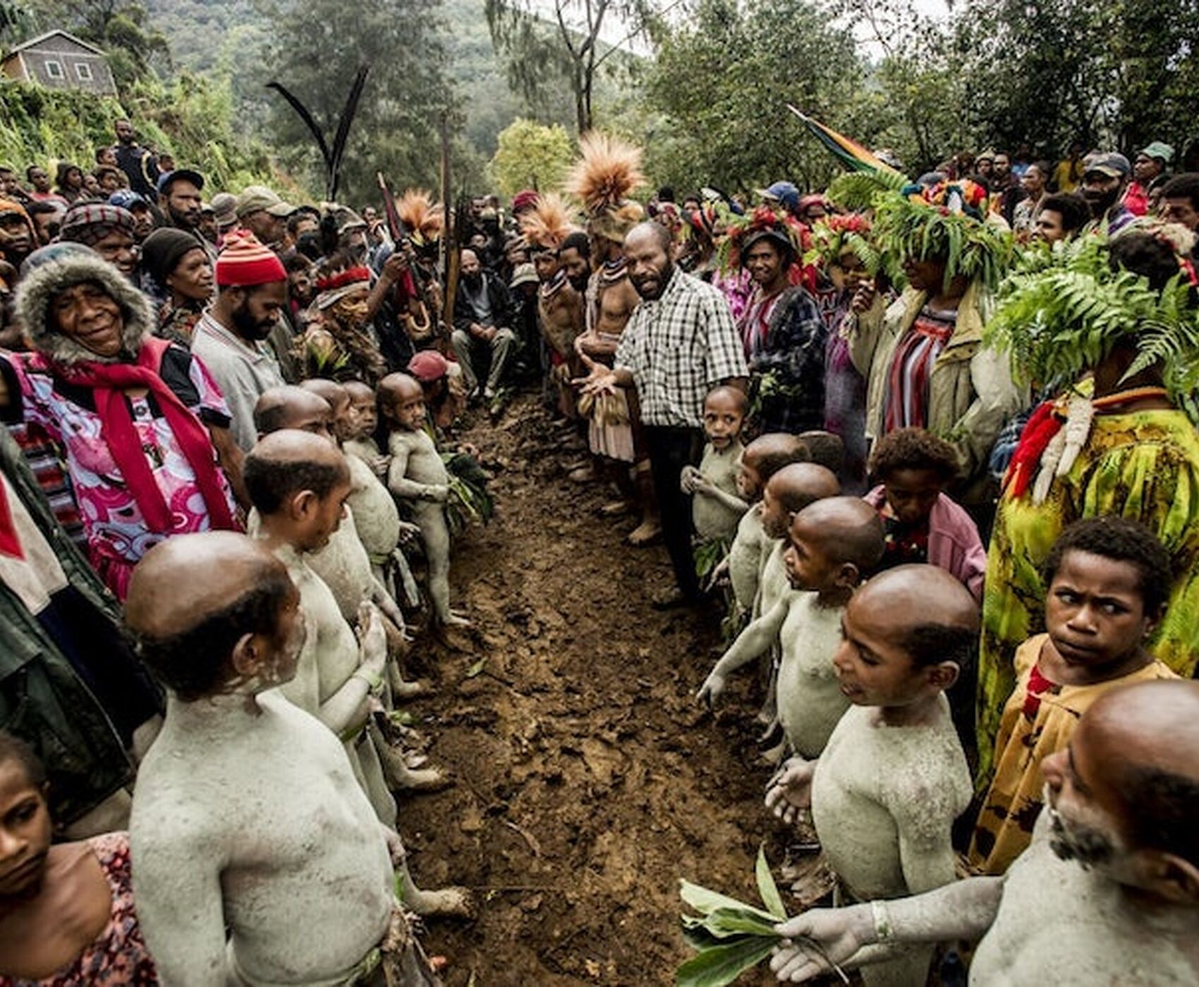 PAPUA YENİ GİNE TURU