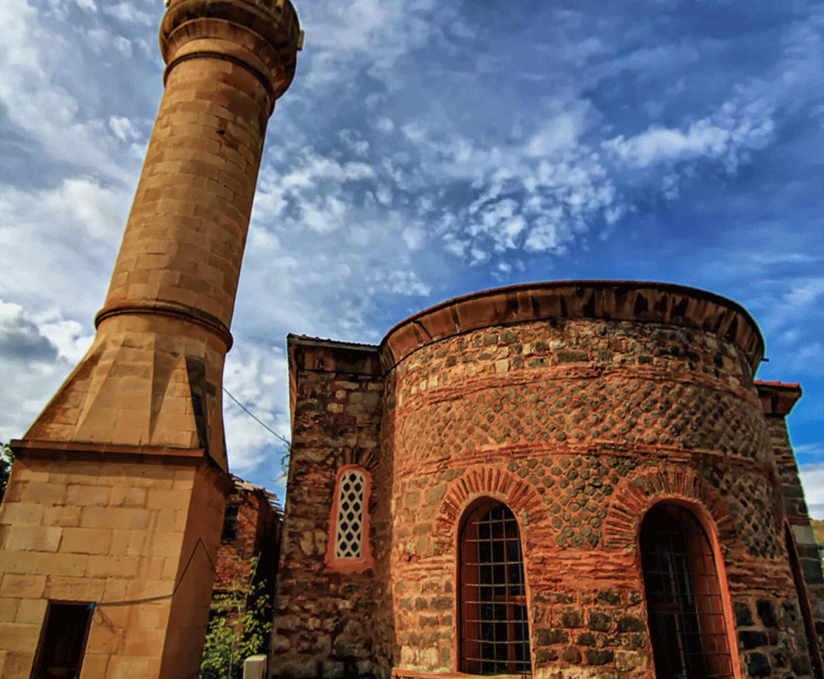 UÇAKLI BAŞTAN BAŞA BATI KARADENİZ TURU