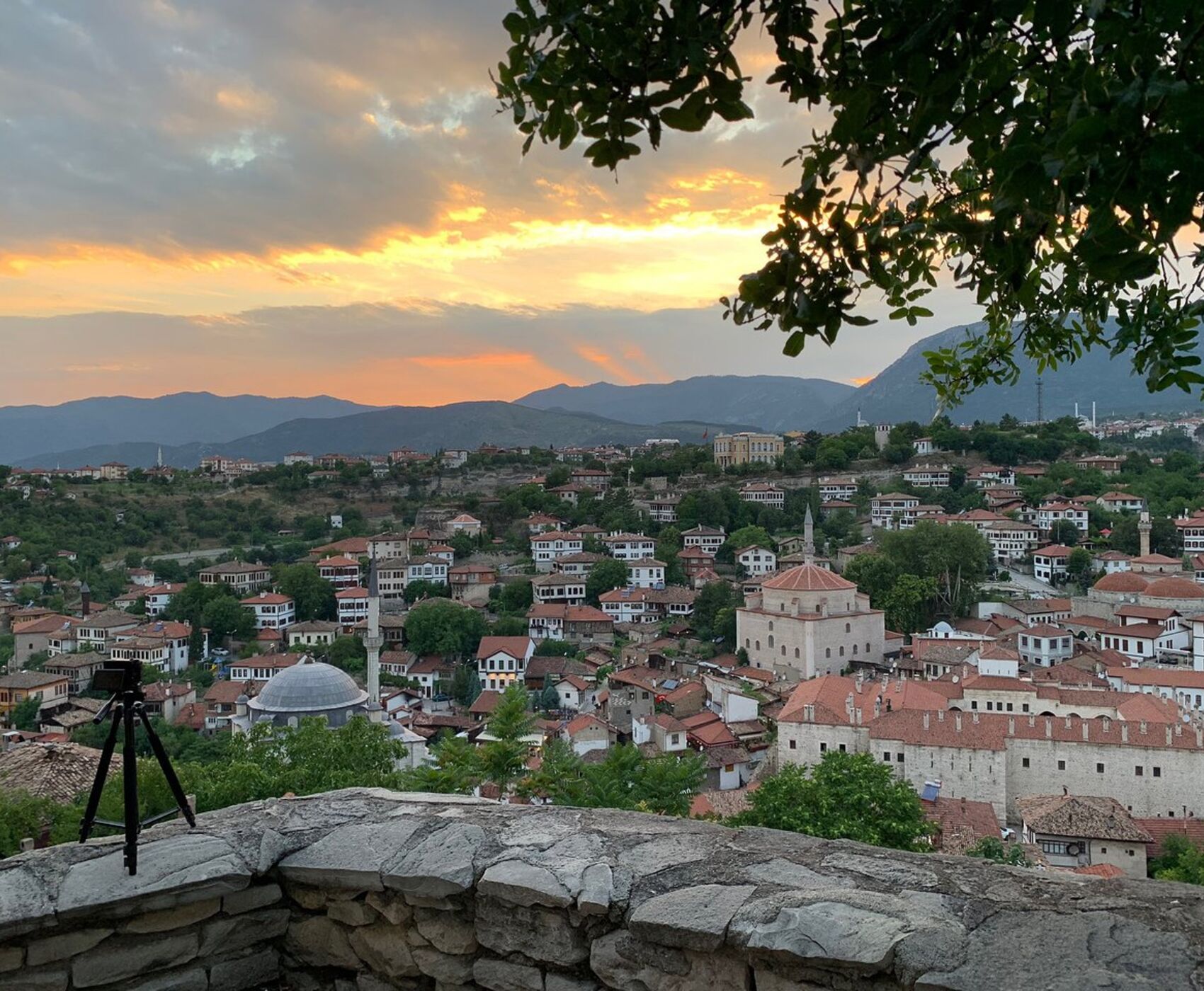 UÇAKLI BAŞTAN BAŞA BATI KARADENİZ TURU