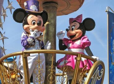 İzmir Çıkışlı Sömestr Köln-Lüksemburg-Metz - Paris & Disneyland Turu