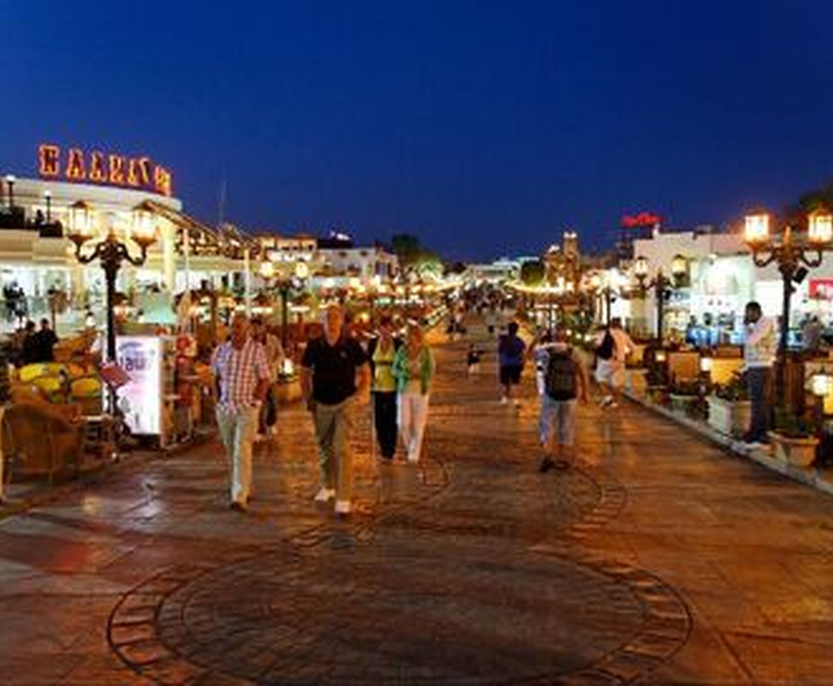 KAHİRE'DEN SHARM'A ANTİK MASAL
