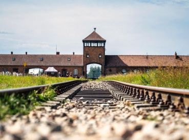 İzmir Çıkışlı Uçaklı Orta Avrupa Yıldızları: Polonya, Almanya ve Çekya