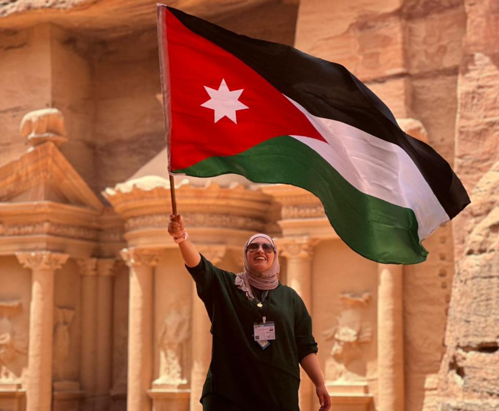 İZMİR ÇIKIŞLI VİZESİZ HER ŞEY DAHİL BAŞTAN BAŞA ÜRDÜN KEŞİF TURU