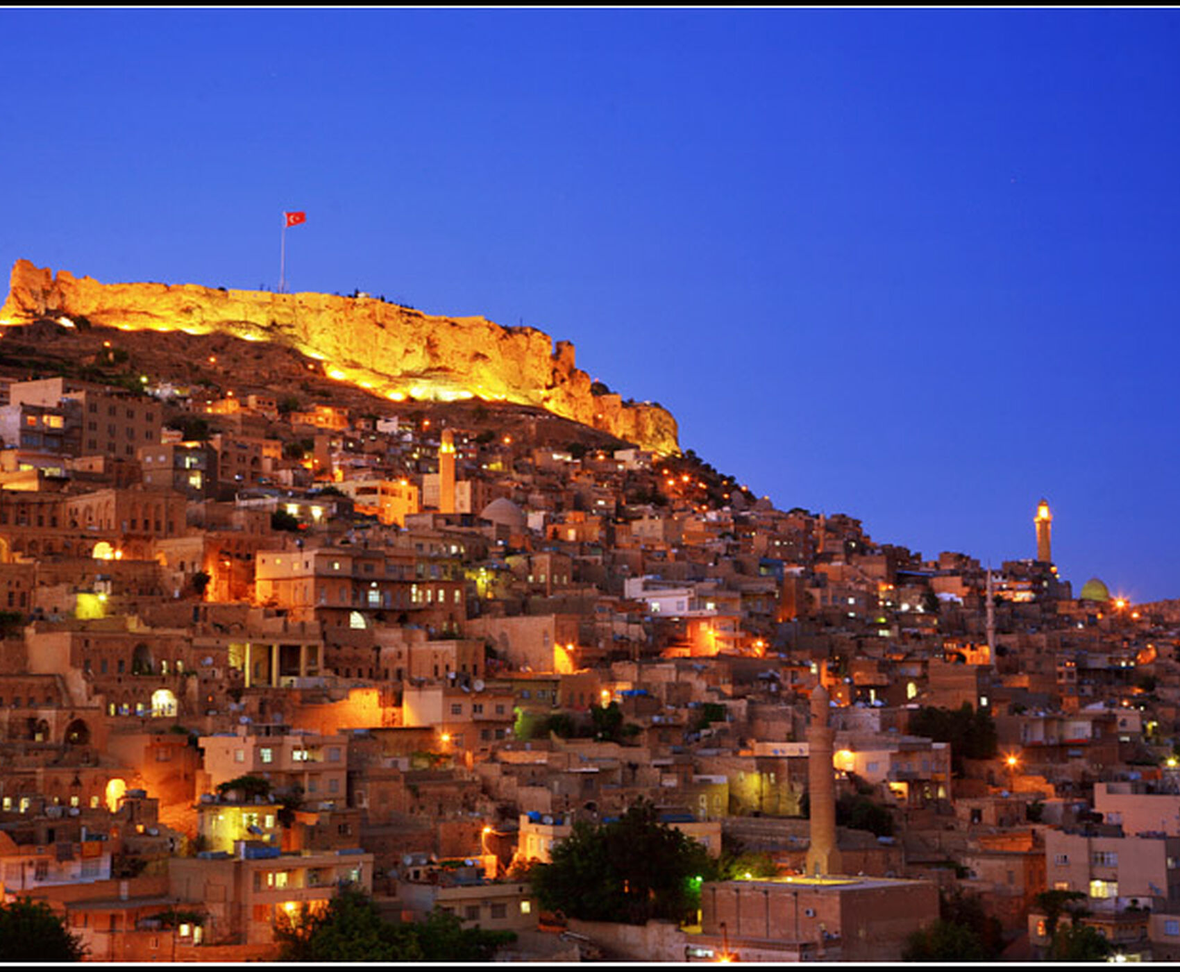 UÇAKLI  MARDİN - MİDYAT TURU