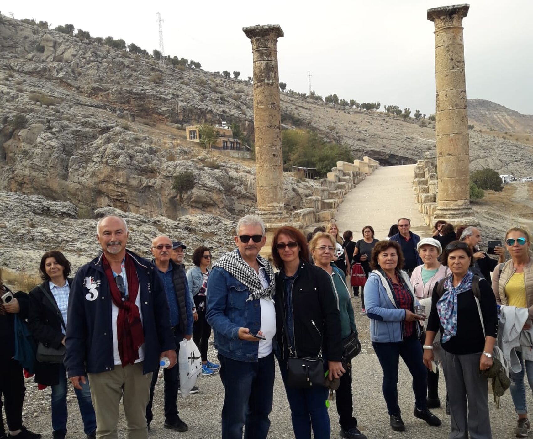 UÇAKLI  MARDİN - MİDYAT TURU