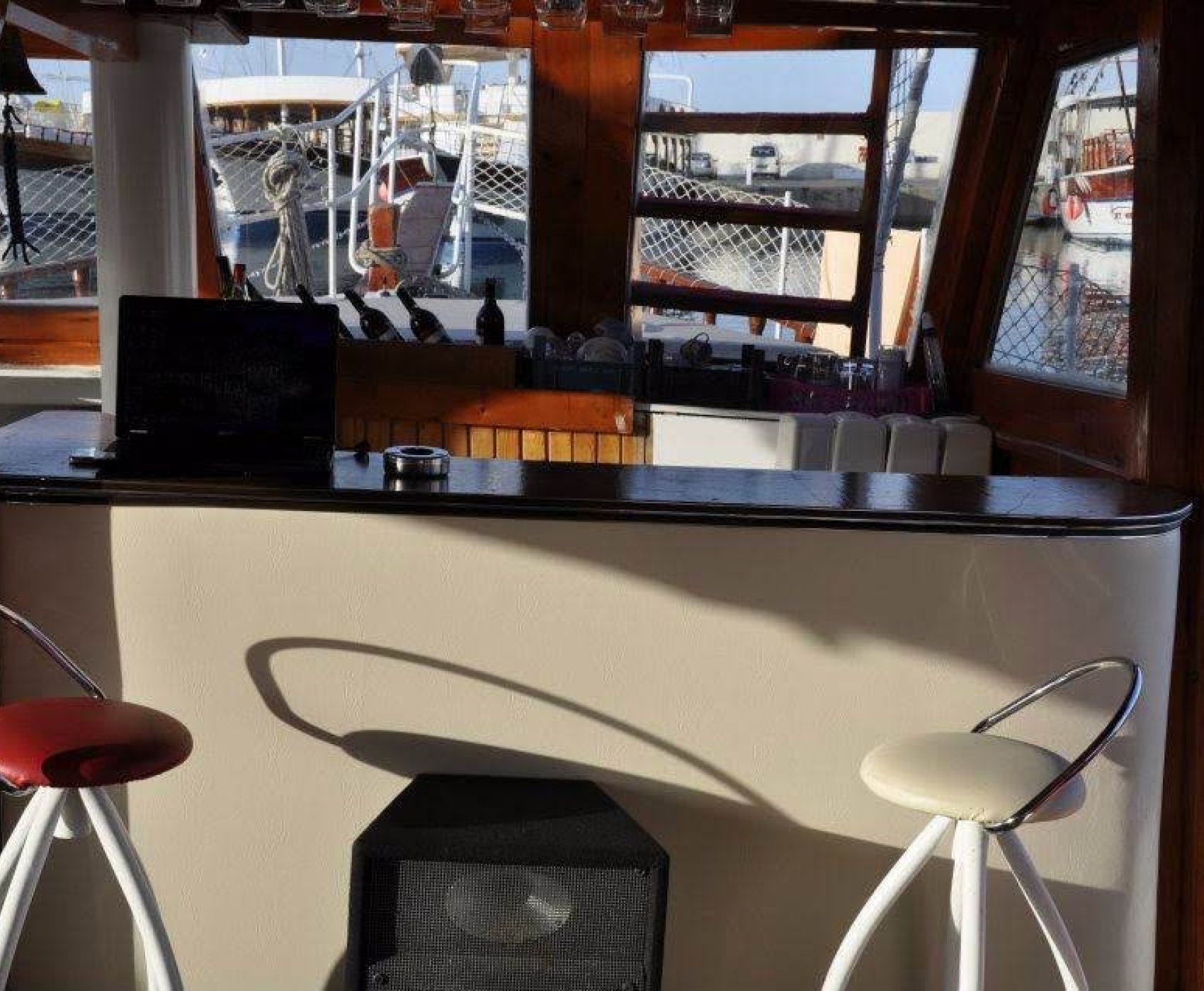 KEMER RELAX YAT TURU